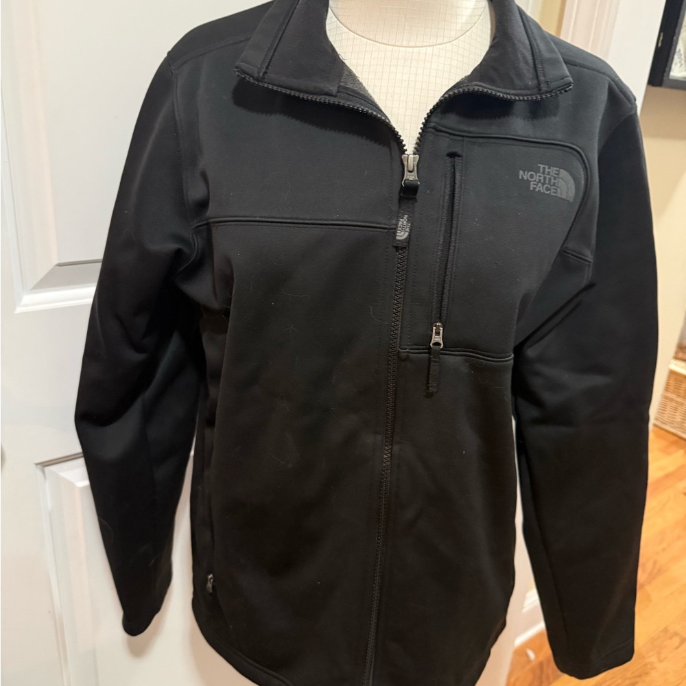 The North Face Men's Black Performance Jacket
